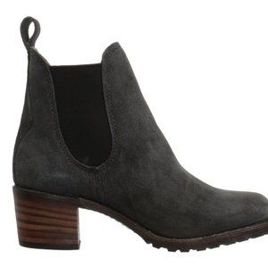 FRYE Sabrina Chelsea Boots | Slate